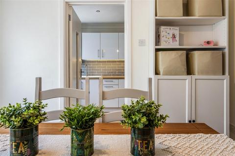 3 bedroom end of terrace house for sale, Lower Drayton Lane, Drayton