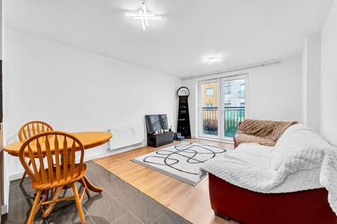 2 bedroom flat for sale, Taywood Road, Northolt UB5