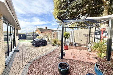 3 bedroom bungalow for sale, Balfour Close, Christchurch BH23