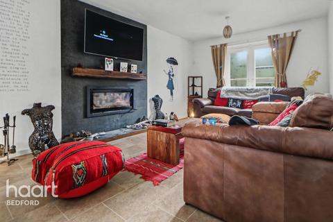 4 bedroom detached house for sale, Markham Rise, Bedford