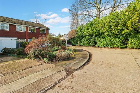 undefined, Southwood Gardens, Leigh-On-Sea