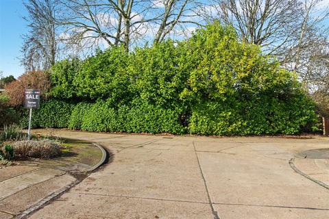 undefined, Southwood Gardens, Leigh-On-Sea