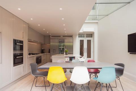 5 bedroom terraced house to rent, Uverdale Road, Chelsea, London, SW10.