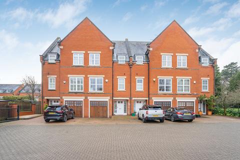 undefined, Beningfield Drive, London Colney, AL2