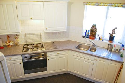 3 bedroom flat to rent, Myddleton Avenue, Finsbury Park