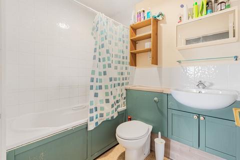 undefined, Myddleton Avenue, Finsbury Park