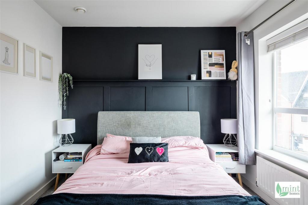 Harrow Close - Watermark-2.jpg