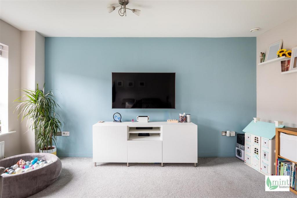 Harrow Close - Watermark-13.jpg