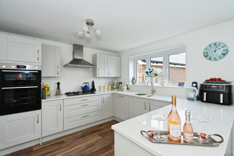 5 bedroom detached house for sale, Kings Road, Ringmer, BN8