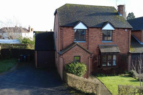 4 bedroom link detached house for sale, Kenward Court, Tonbridge TN11