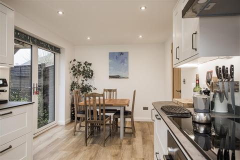4 bedroom link detached house for sale, Kenward Court, Tonbridge TN11