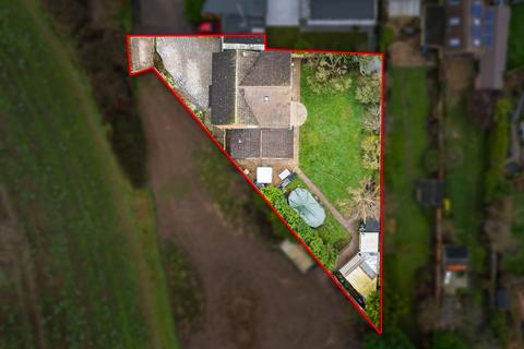 undefined, Maunsell Rise, Rothwell, NN14