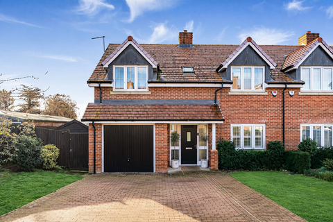 undefined, The Stables, Pottersheath, AL6