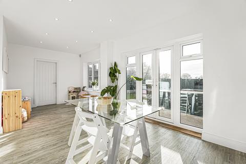 undefined, The Stables, Pottersheath, AL6