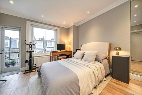 1 bedroom flat for sale, Gordon Place, London W8