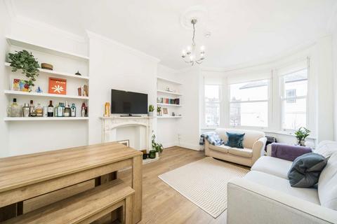 4 bedroom flat for sale, Sumatra Road, London NW6