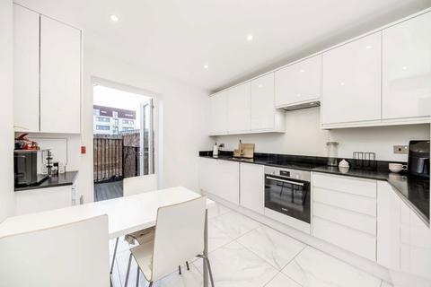 4 bedroom flat for sale, Sumatra Road, London NW6