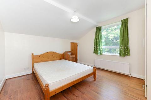 2 bedroom flat to rent, Oxford Road, Ealing, W5