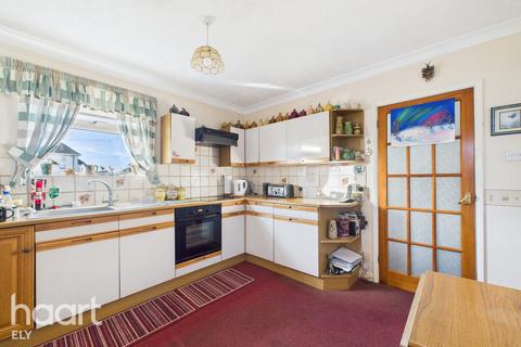 undefined, Upton Place, Littleport