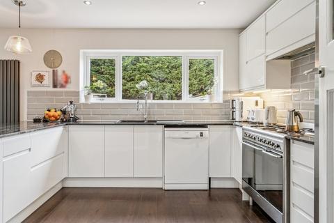 4 bedroom detached house for sale, Orchard Grove, Chalfont St Peter, Buckinghamshire, SL9