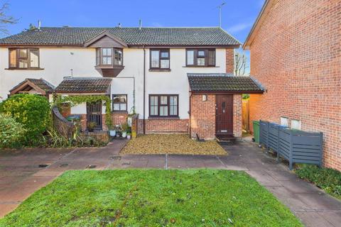 3 bedroom end of terrace house for sale, Stanley Gardens, Hersham, Walton-On-Thames