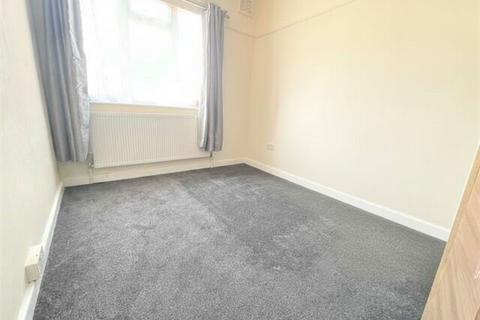 2 bedroom apartment for sale, Alexandra Avenue, Harrow HA2