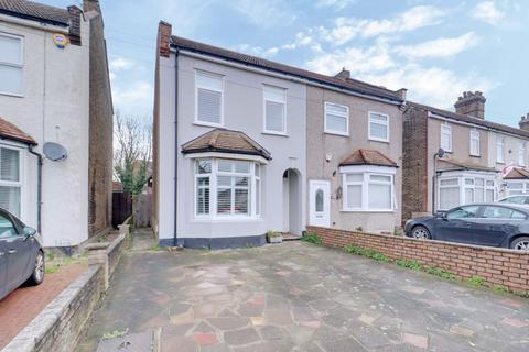 3 bedroom semi-detached house for sale, Wennington Road, Rainham RM13