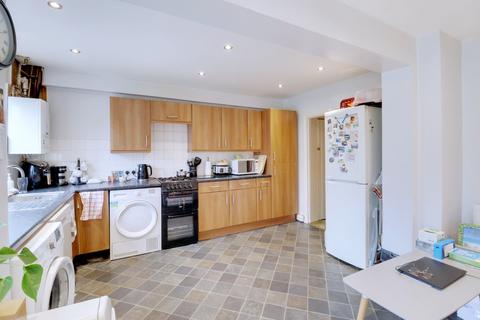 3 bedroom semi-detached house for sale, Wennington Road, Rainham RM13