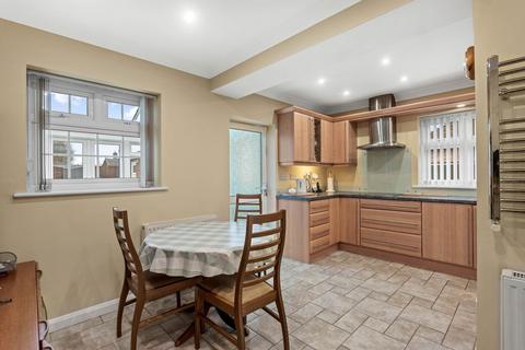 undefined, 3 Aycliffe Road, Worcester WR5 3AZ