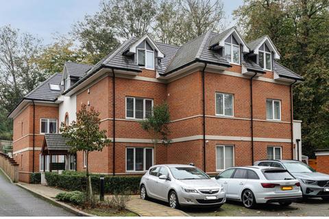 2 bedroom flat for sale, Ewell By Pass, Ewell