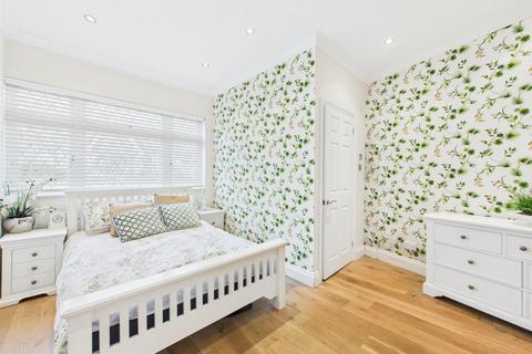 undefined, Keswick Gardens, Ruislip HA4