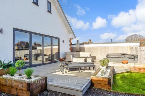 undefined, Queens Road, Newport, Isle of Wight