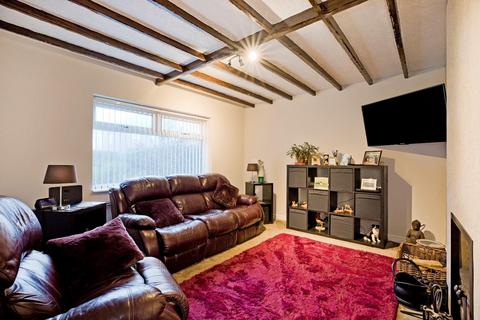 3 bedroom terraced house for sale, Hampshire Close, Ilkley LS29