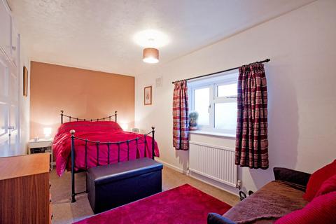3 bedroom terraced house for sale, Hampshire Close, Ilkley LS29