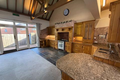 undefined, Wood Street, Calne SN11