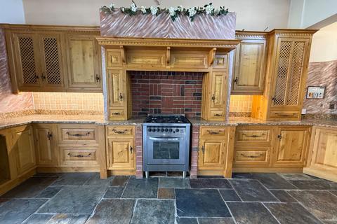 undefined, Wood Street, Calne SN11