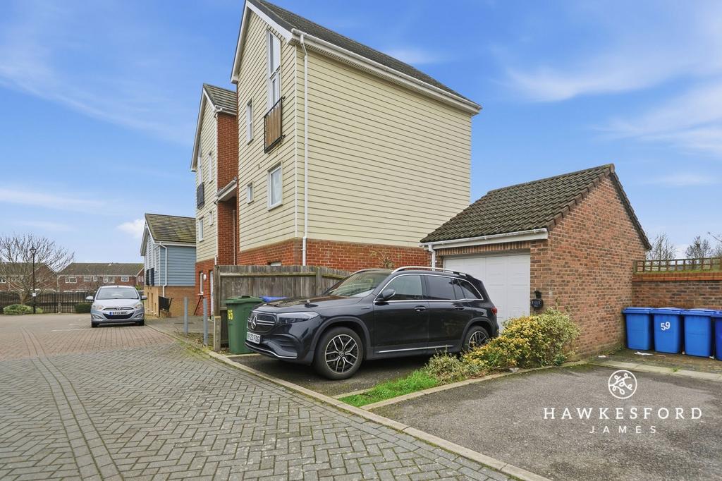 Amethyst Drive, Sittingbourne - Garage