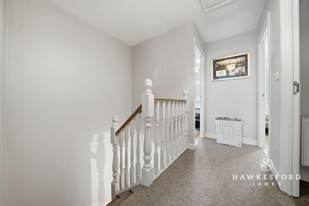 Amethyst Drive, Sittingbourne - Landing