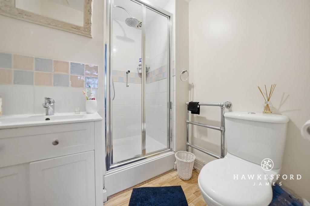 Amethyst Drive, Sittingbourne - En-suite