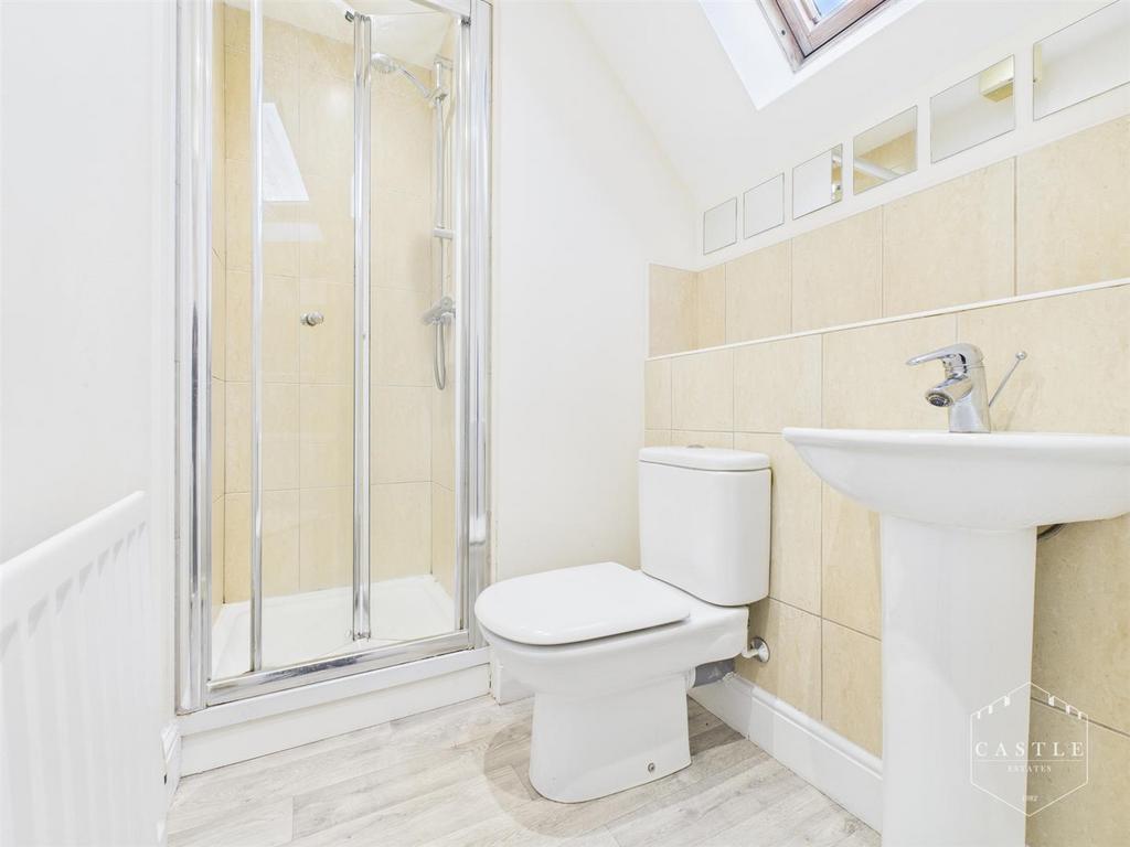 Ensuite shower room