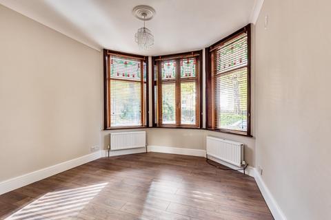 Great North Road, Highgate, London, N6