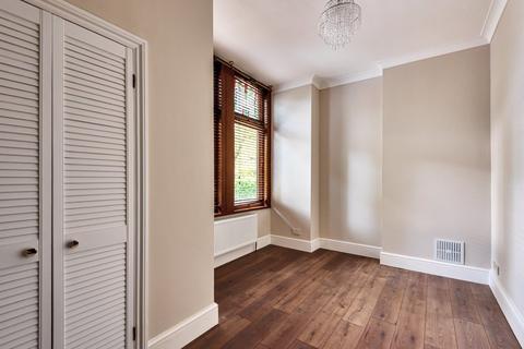 1 bedroom flat for sale, Great North Road, Highgate, London, N6