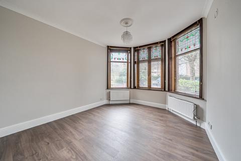 1 bedroom flat for sale, Great North Road, Highgate, London, N6
