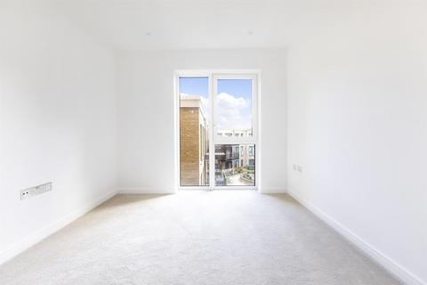 2 bedroom apartment to rent, Fulham Reach, Parrs Way, London W6