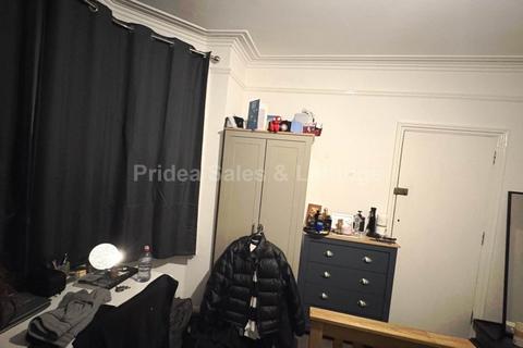 undefined, Newcombe Road, Southampton