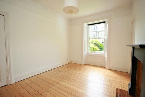 2 bedroom flat to rent, Dunrobin Place, Edinburgh