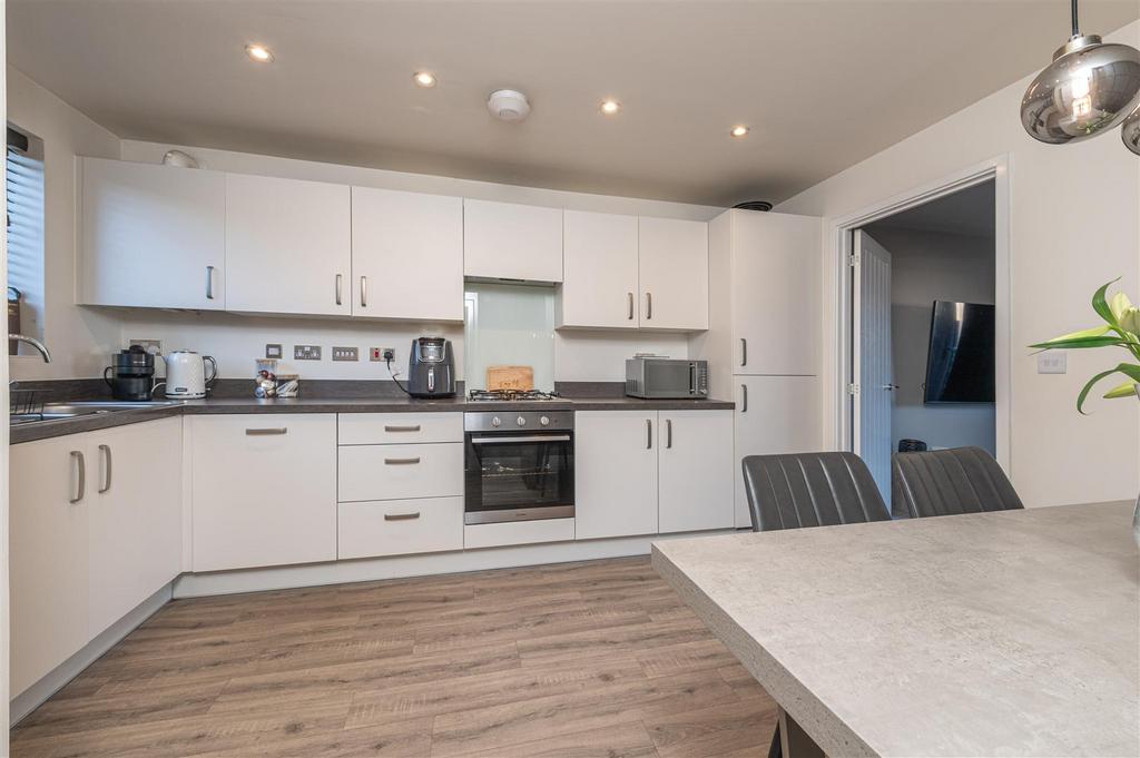 Dining Kitchen