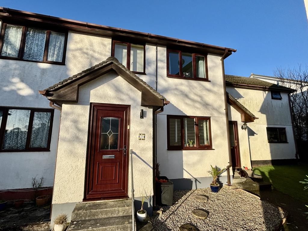 3 Bedroom Mid Terraced House for Sale