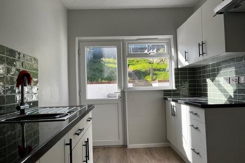 3 bedroom semi-detached house to rent, St Johns Wood Road, , Ryde