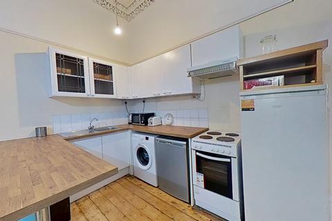 undefined, Hillhead Street, Hillhead, Glasgow, G12